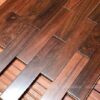 Sàn gỗ Chiu Liu được lắp thẳng xen kẽ 